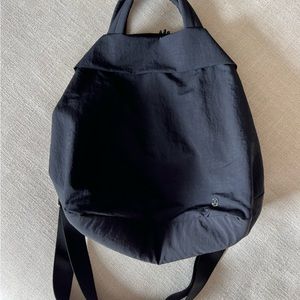 Lululemon On My Level Bag 2.0